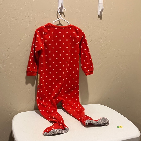 VG Carter's 2T Red Polka Dot Fleece Footie with Reindeer Very Sweet - Picture 5 of 5
